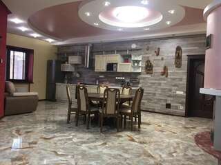 Гостевой дом Guest House - Italiyska Street Бердянск Апартаменты - Двухуровневые-14