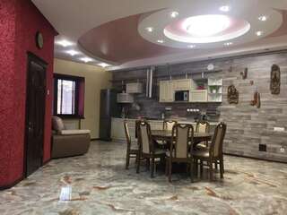 Гостевой дом Guest House - Italiyska Street Бердянск Апартаменты - Двухуровневые-2