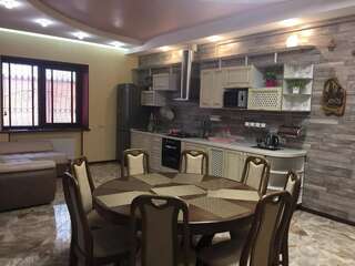 Гостевой дом Guest House - Italiyska Street Бердянск Апартаменты - Двухуровневые-5