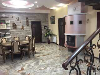 Гостевой дом Guest House - Italiyska Street Бердянск Апартаменты - Двухуровневые-6